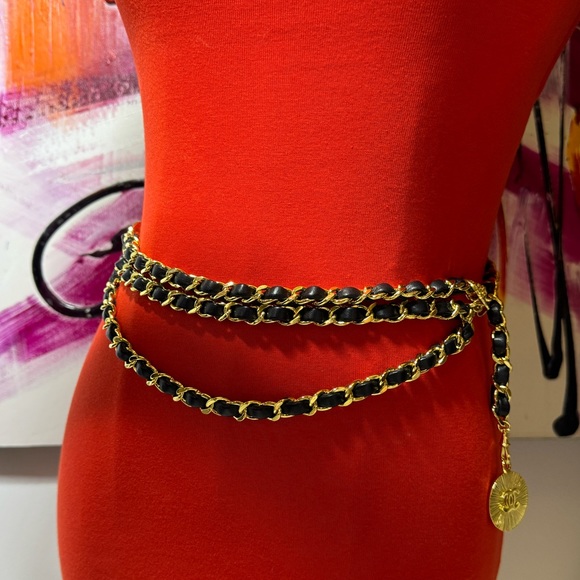 ‼️FINAL PRICE‼️LOT 395 24K gold plated Chanel leather chain belt/necklace RUNWAY - Picture 3 of 15